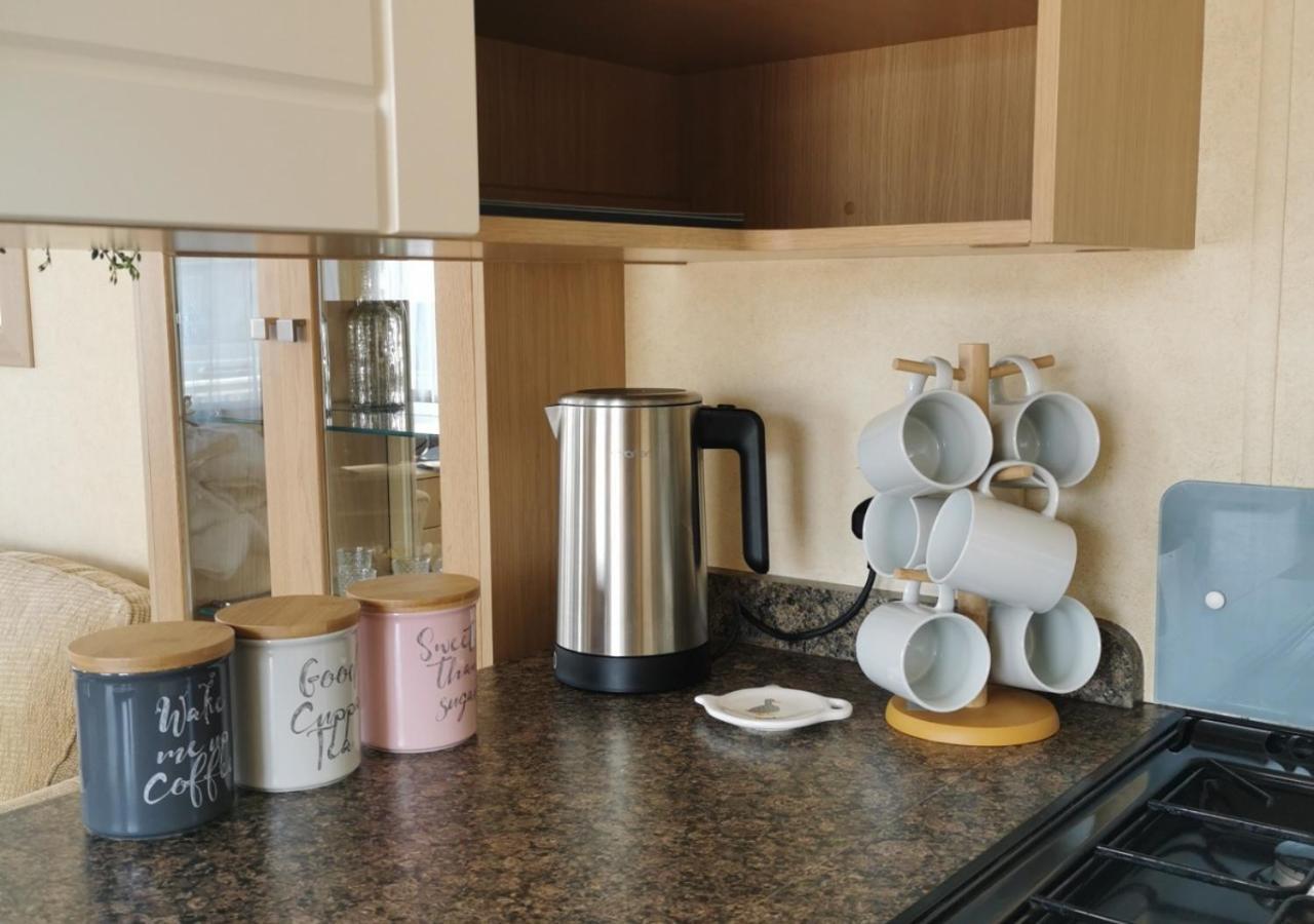 Tranquil 6 Berth Luxury Holiday Home شيشستر المظهر الخارجي الصورة