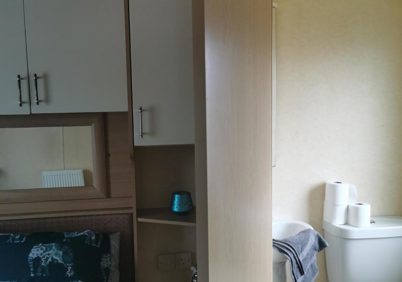 Tranquil 6 Berth Luxury Holiday Home شيشستر المظهر الخارجي الصورة